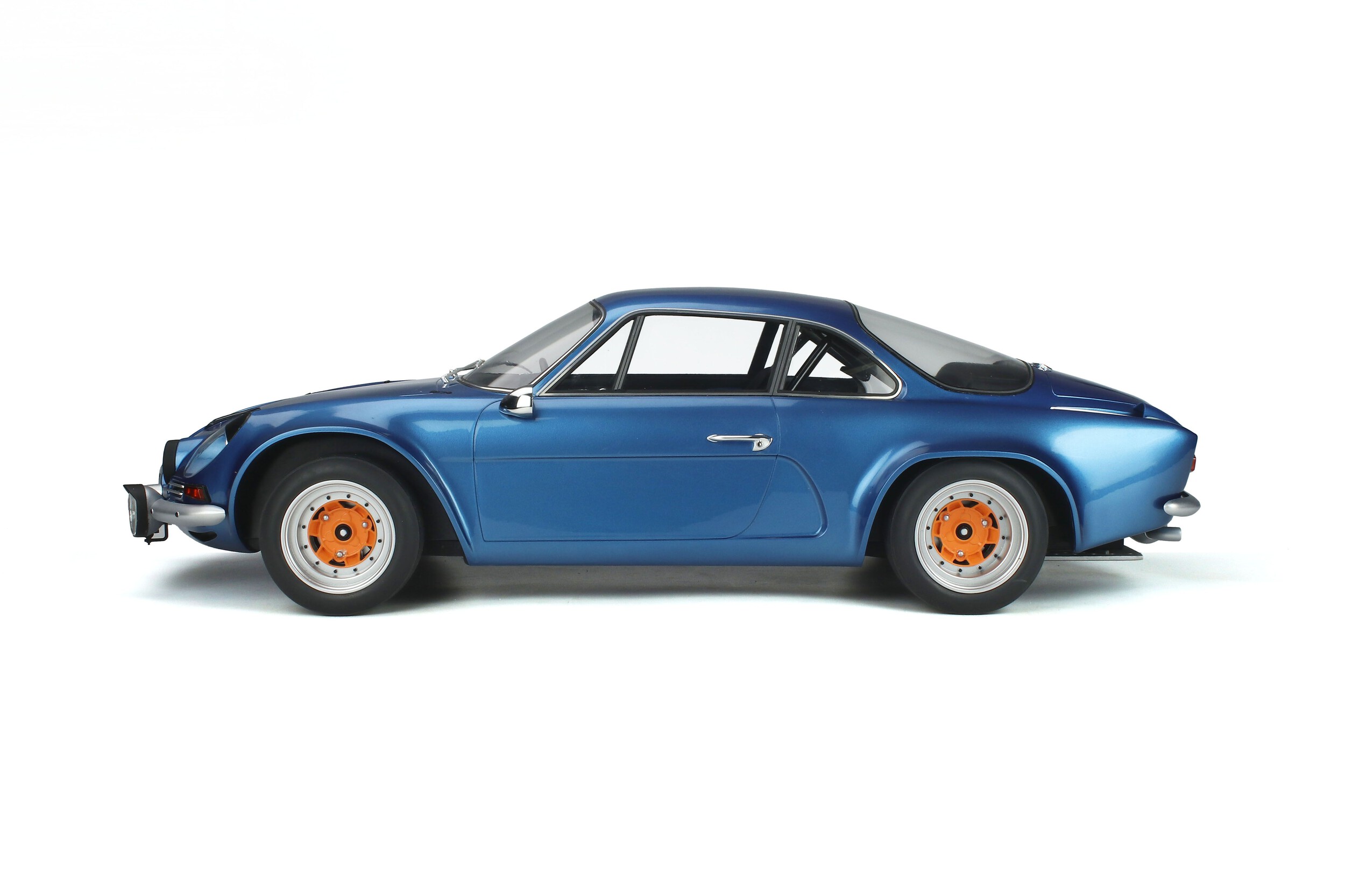 Alpine A110 GT – Modern meets Retro! - Free Car Mag