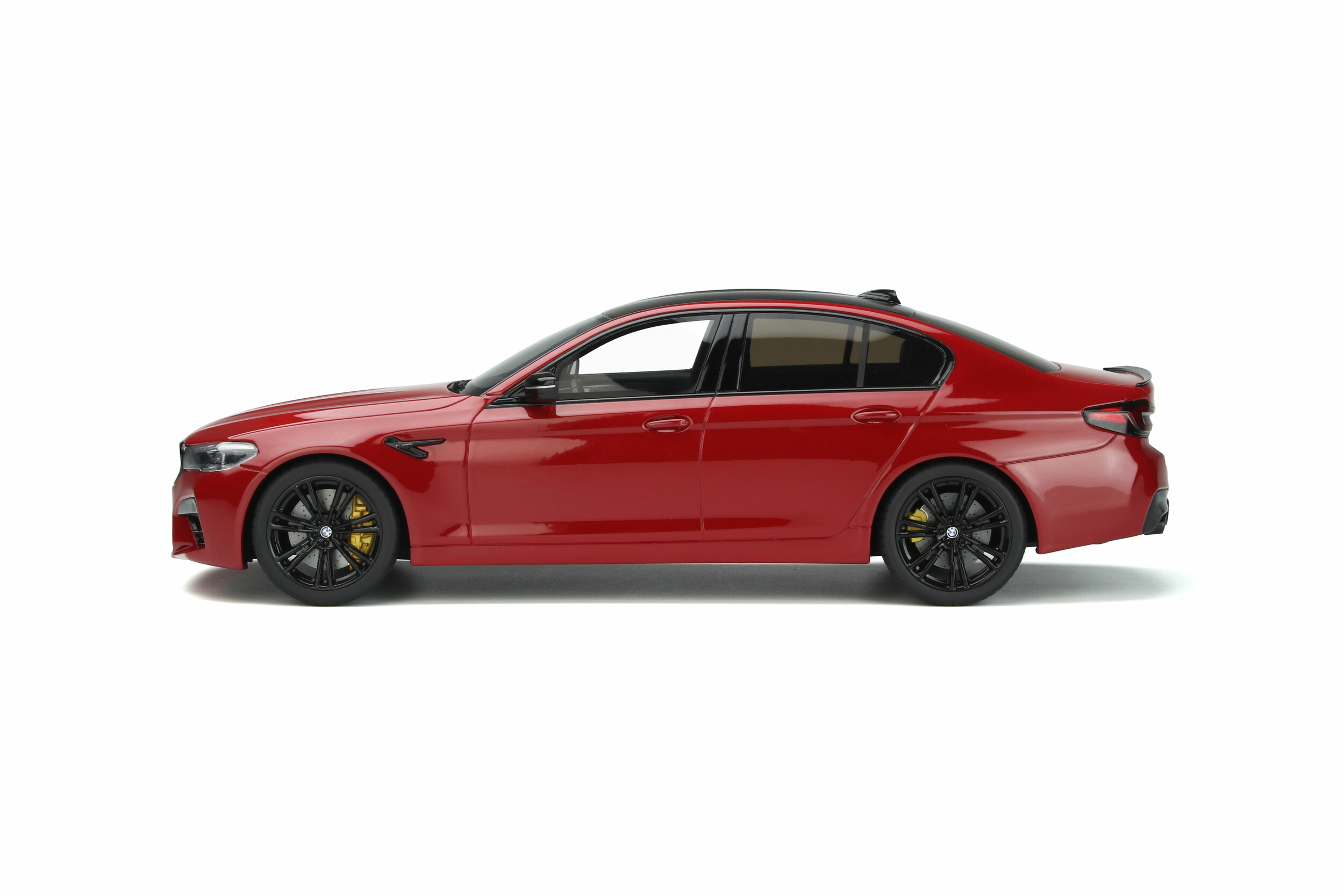 BMW M5 (F90) Competition - Model car collection - GT SPIRIT